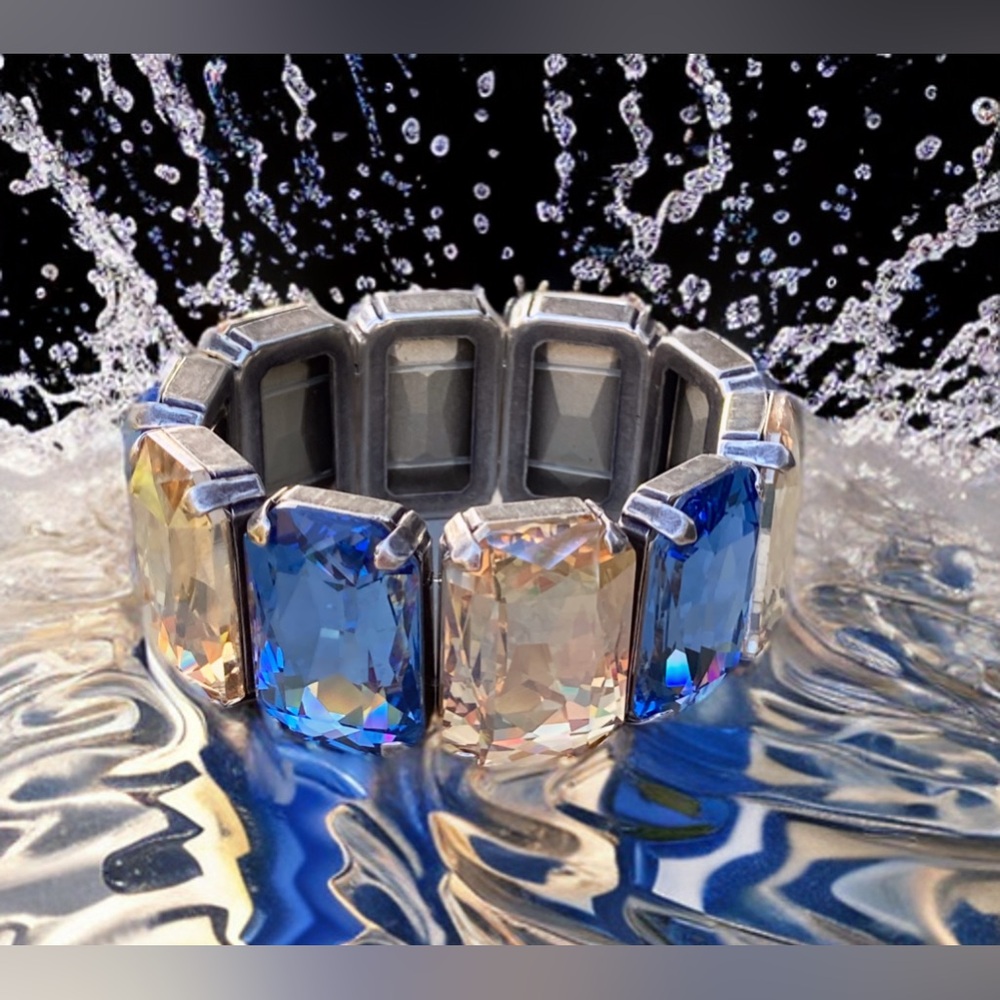 Silicone Stretch Bracelet  With Aurora Octagon 27x18.5mm